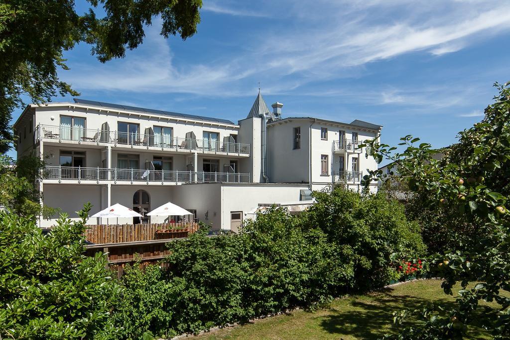 Waldhotel Граал-Мюриц Екстериор снимка